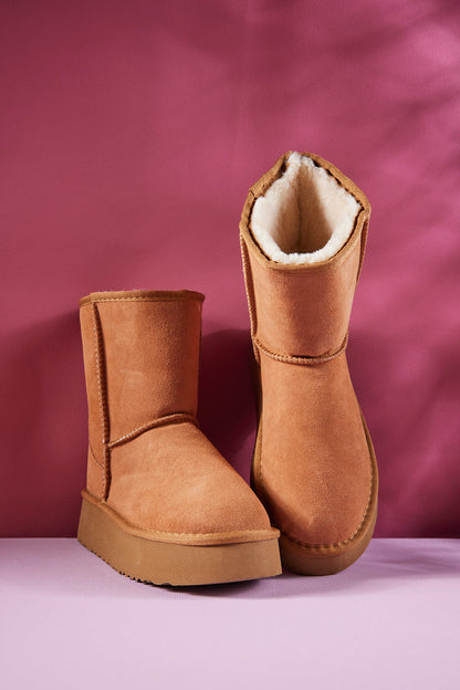 Beautifully Crafted Boots in a Classic Style