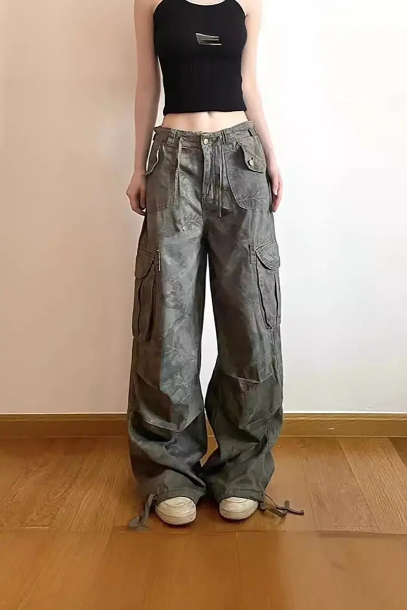Elegantly Styled Pants for Everyday Wear