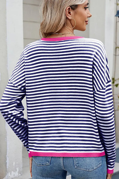 Classic Vintage Sweater with a Flattering Fit