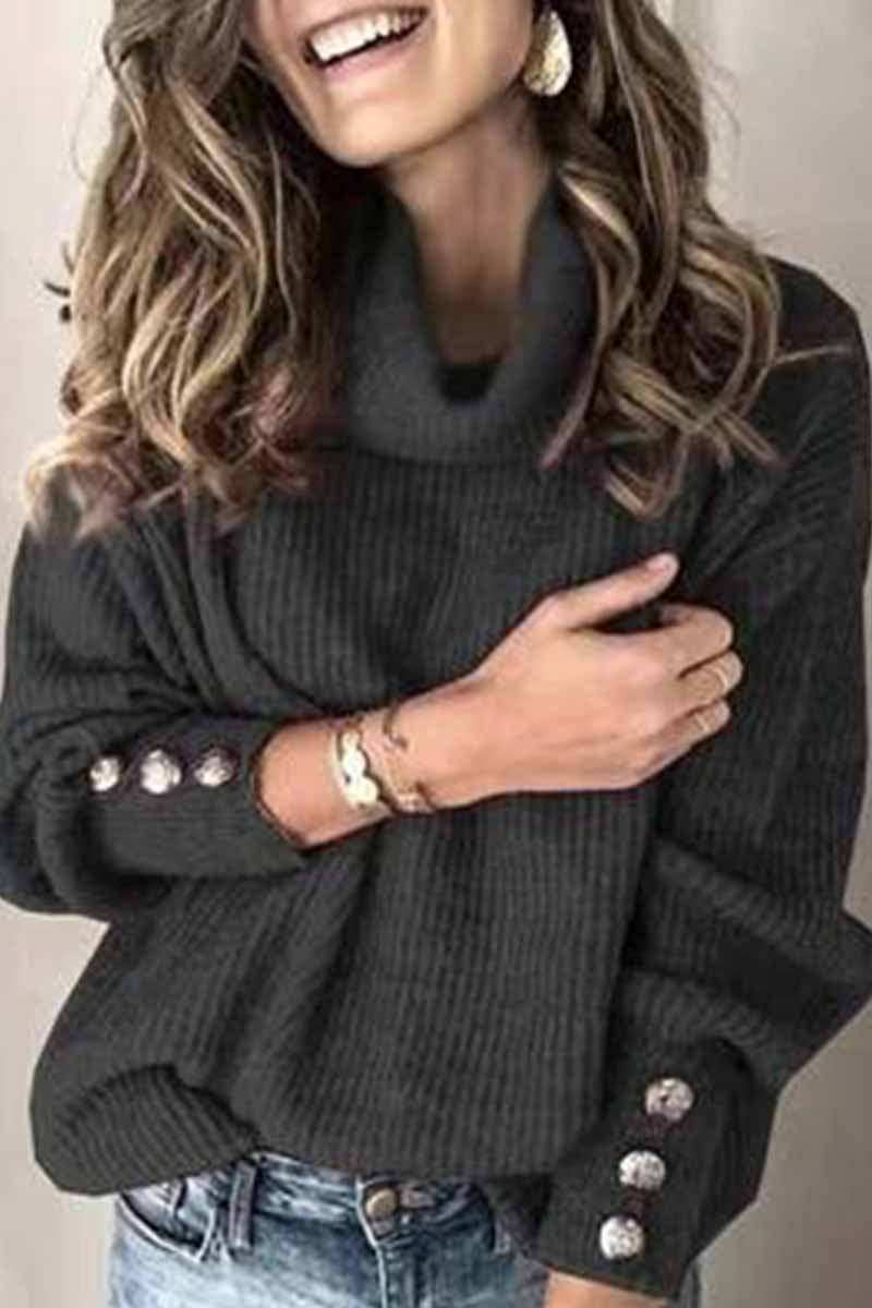 Classic Vintage Sweater with a Flattering Fit