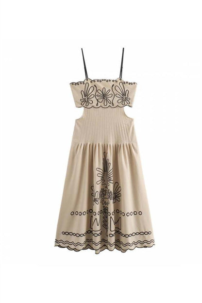 Beautifully Crafted Dress in a Classic Style