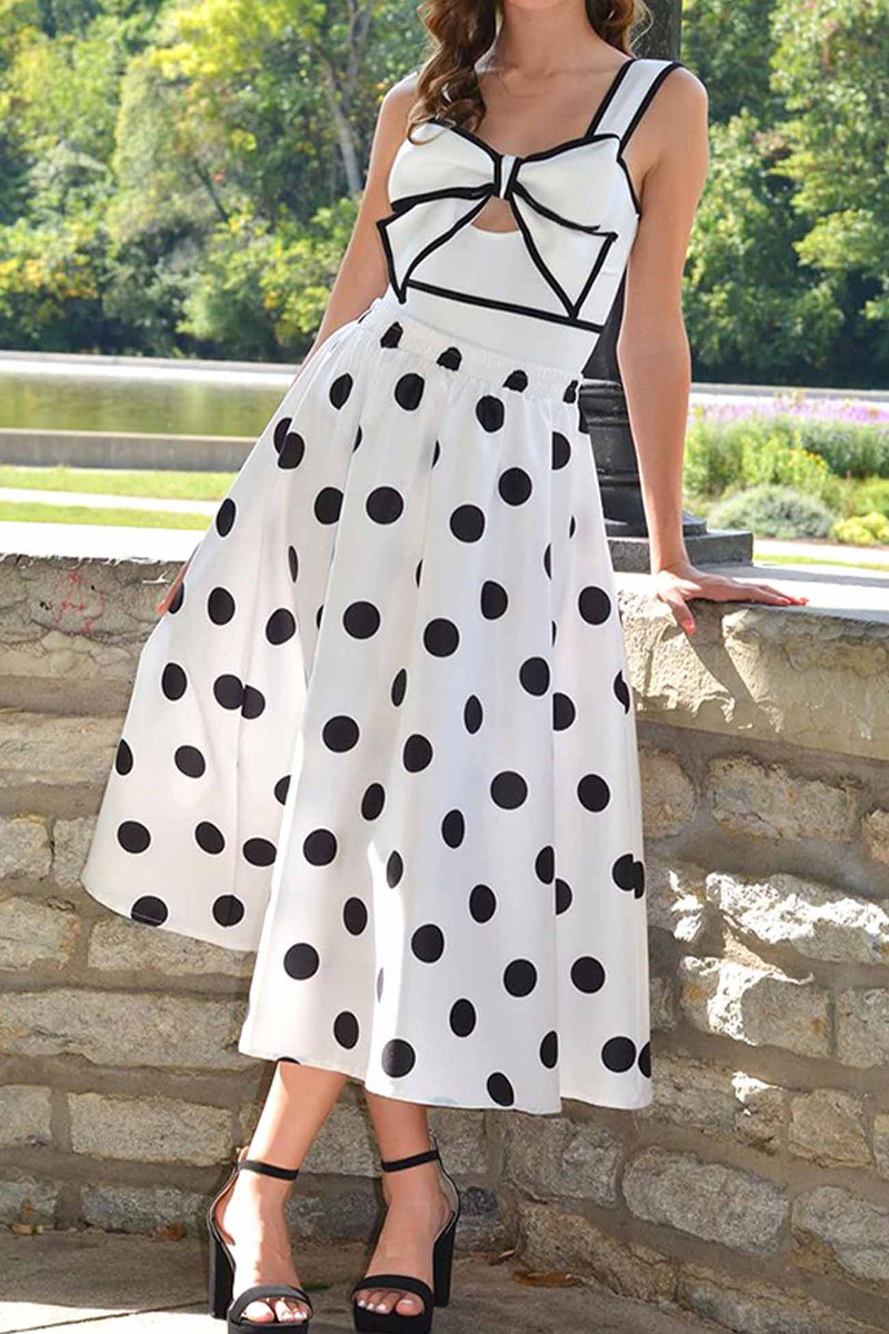 Sophisticated Garment with a Clean Classic Look