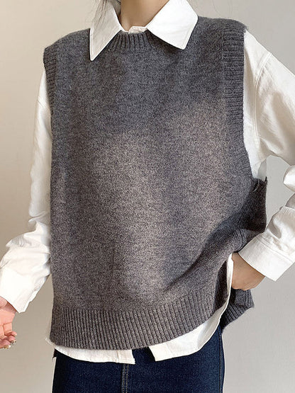 Well Tailored Top with a Graceful Silhouette