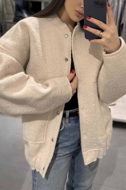 Elegantly Styled Jacket for Everyday Wear