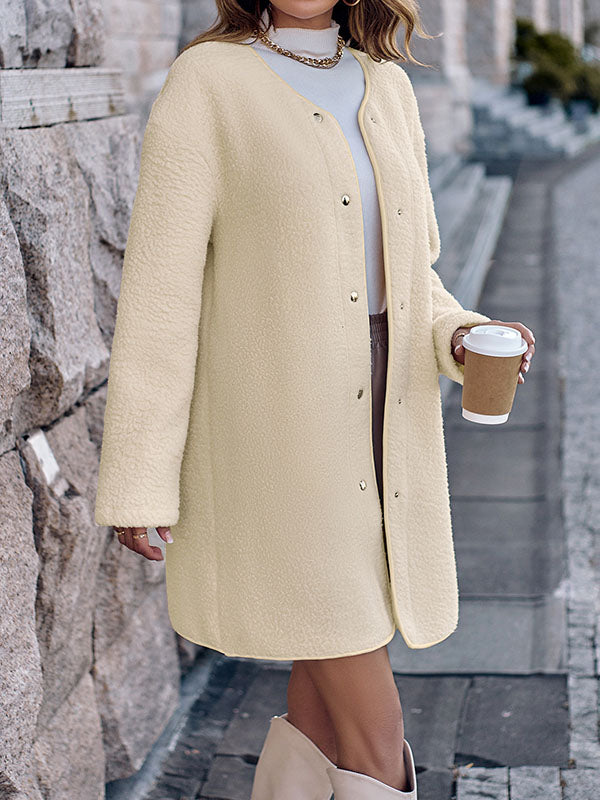 Effortlessly Elegant Garment with a Timeless Design