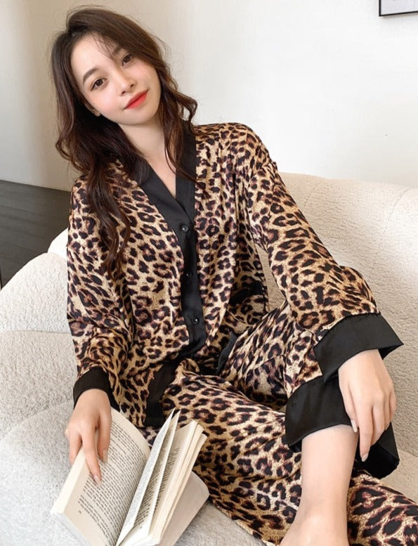 Well Tailored Garment with a Graceful Silhouette