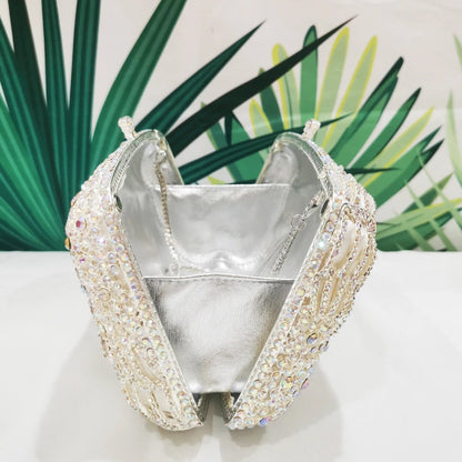 Beautifully Crafted Bag in a Classic Style