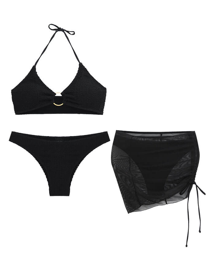 Effortlessly Elegant Bikini with a Timeless Design
