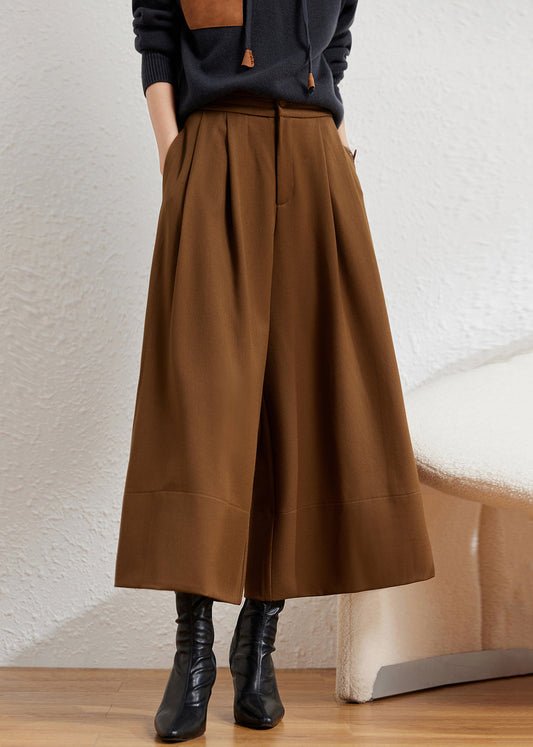 Classic Vintage Pants with a Flattering Fit