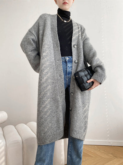 Beautifully Finished Cardigan in a Timeless Design