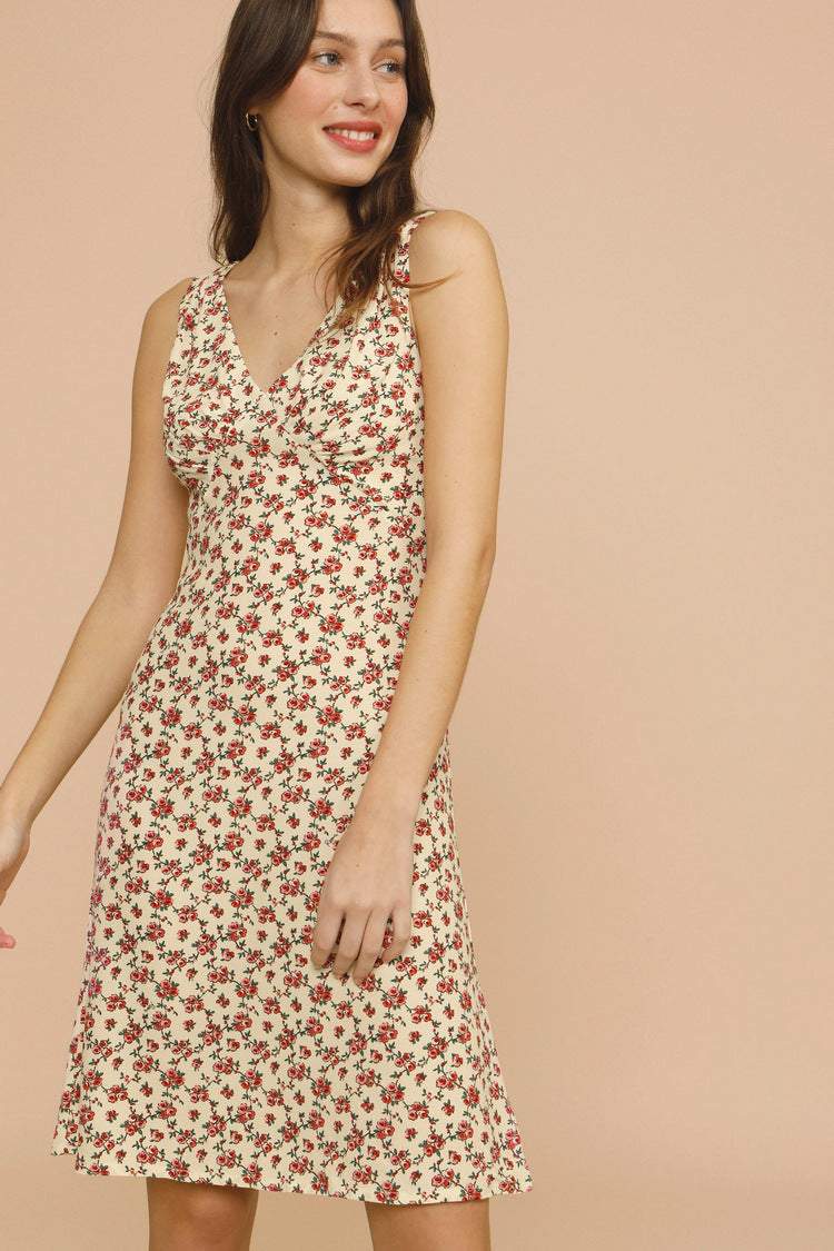 Classic Vintage & Enduringly Stylish Dress