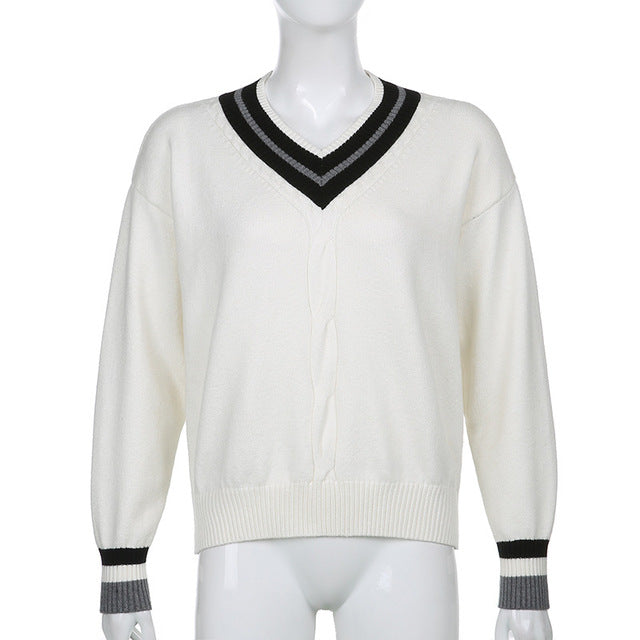 Beautifully Finished Sweater in a Timeless Design