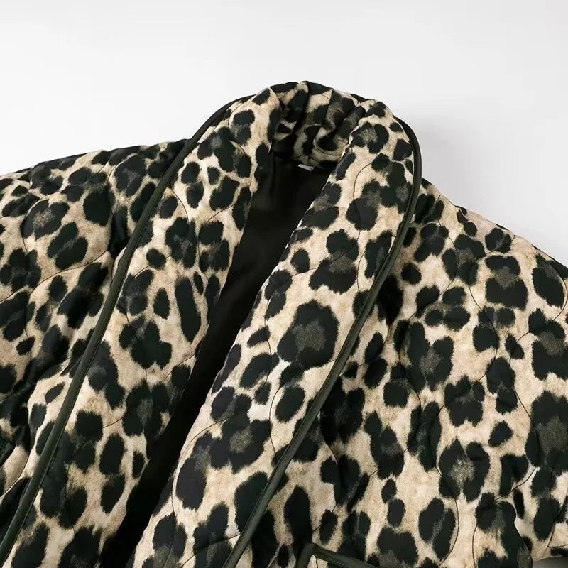 Elegantly Styled Jacket for Everyday Wear