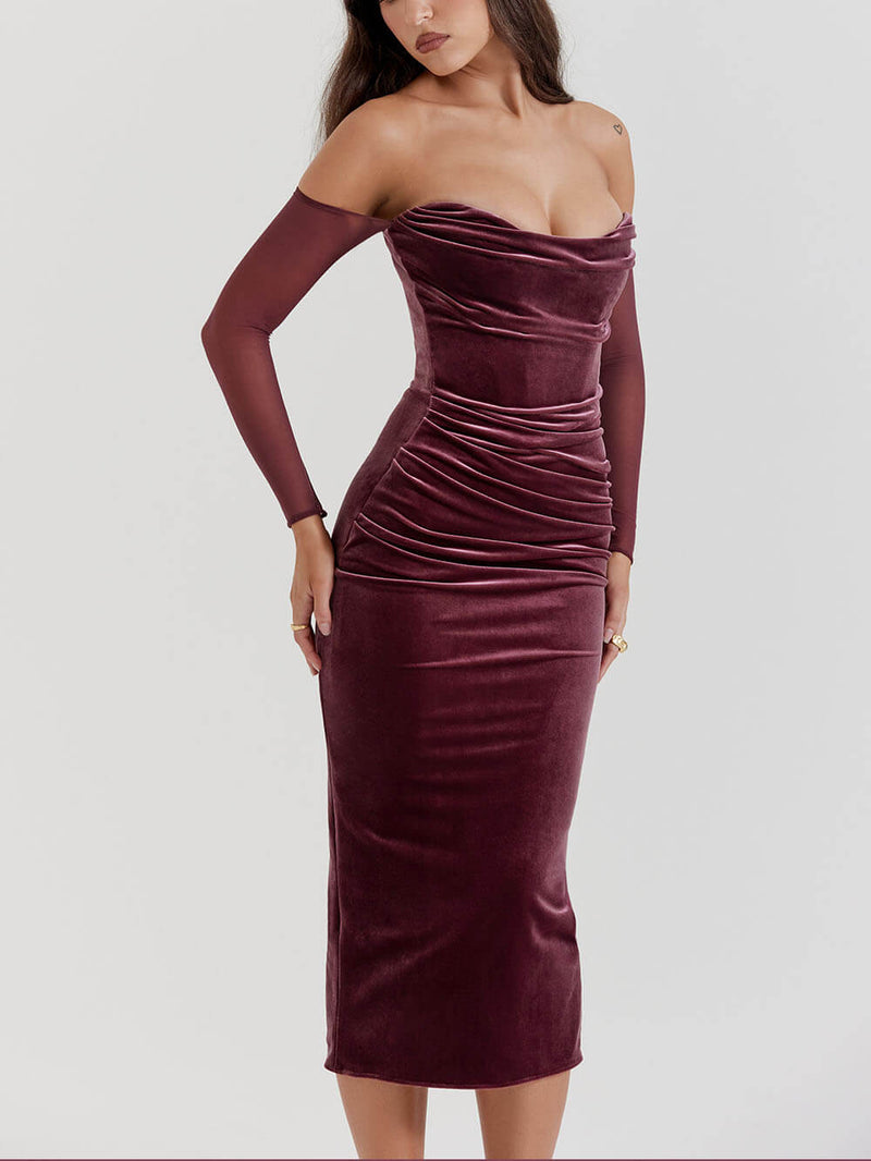 Well Tailored Dress with a Graceful Silhouette