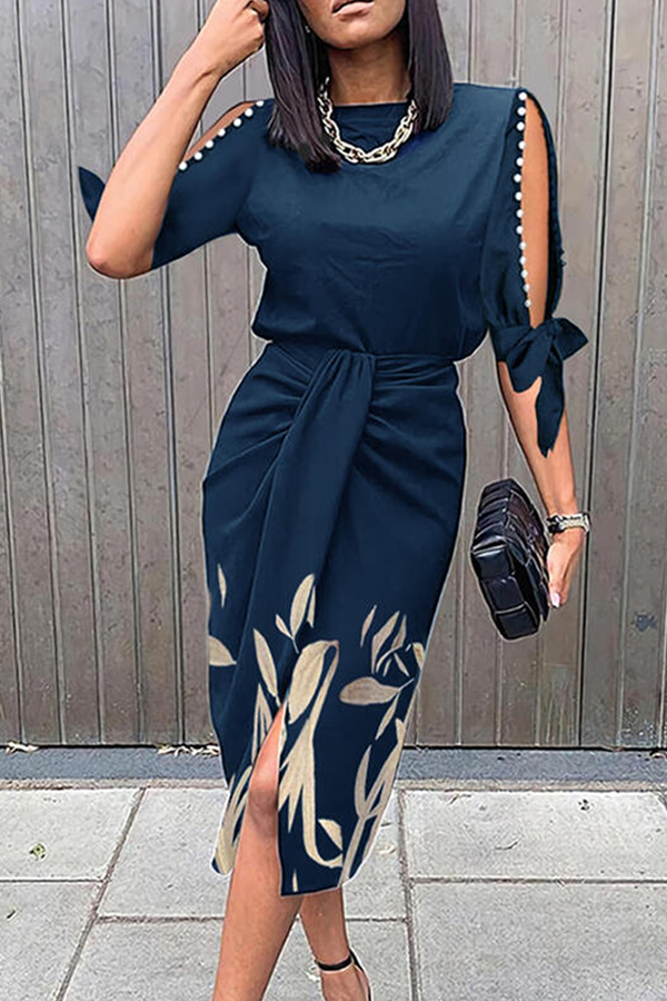 Sophisticated Dress with a Clean Classic Look