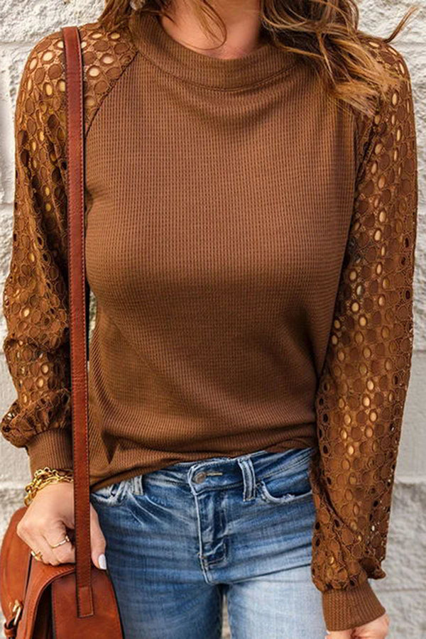 Beautifully Crafted T-Shirt in a Classic Style
