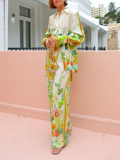 Well Tailored Top with a Graceful Silhouette