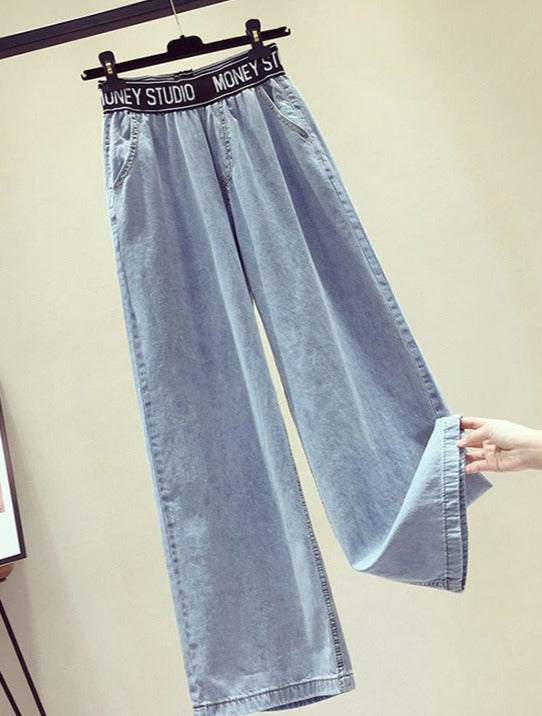 Well Tailored Garment with a Graceful Silhouette