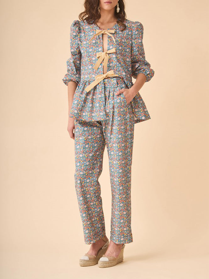 Sophisticated Garment with a Clean Classic Look