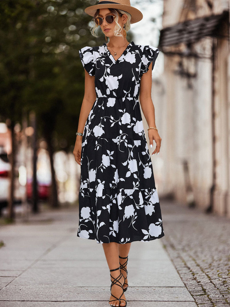 Well Tailored Dress with a Graceful Silhouette