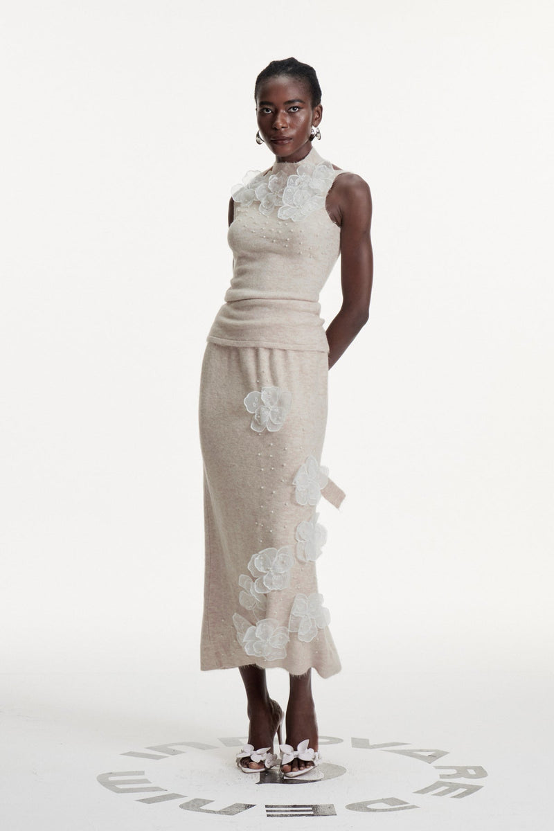 A Vintage Style Top with Delicate Timeless Details
