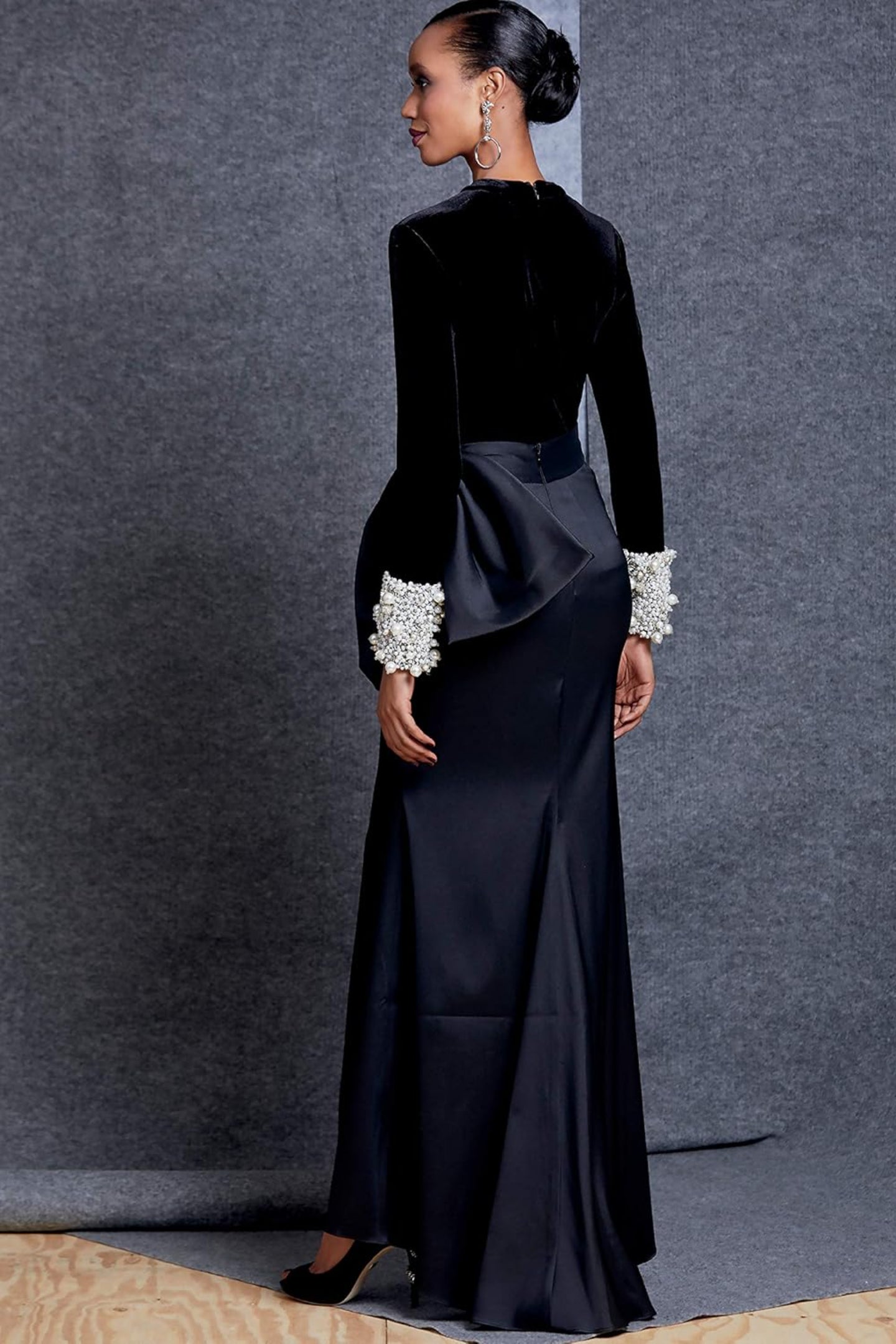 Beautifully Finished Garment in a Timeless Design
