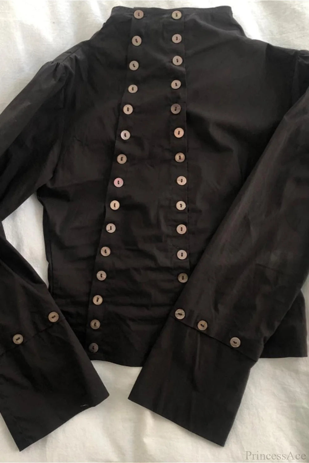 Beautifully Finished Garment in a Timeless Design