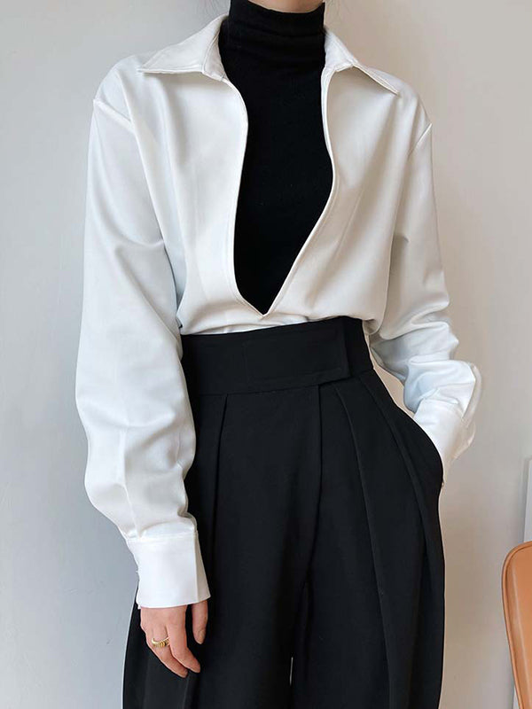 Classic Vintage Blouse with a Flattering Fit