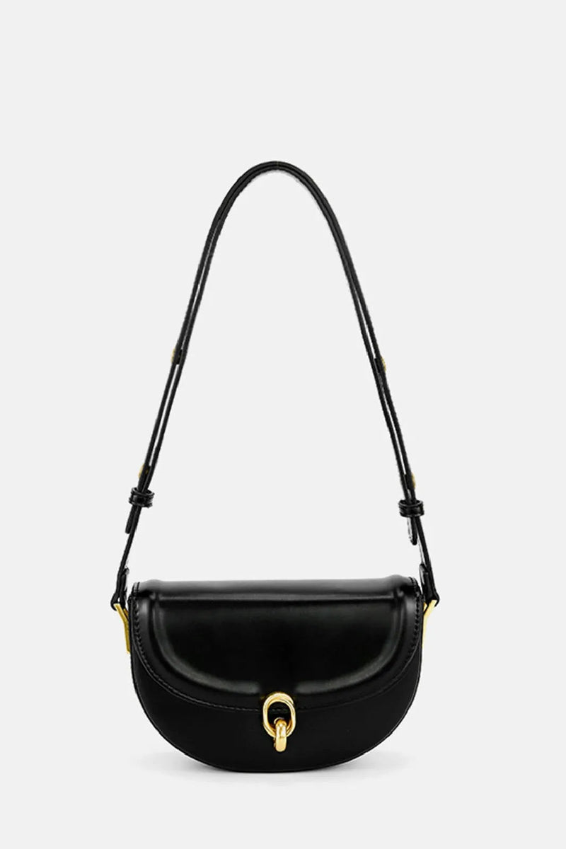 Gracefully Styled Bag for Any Occasion