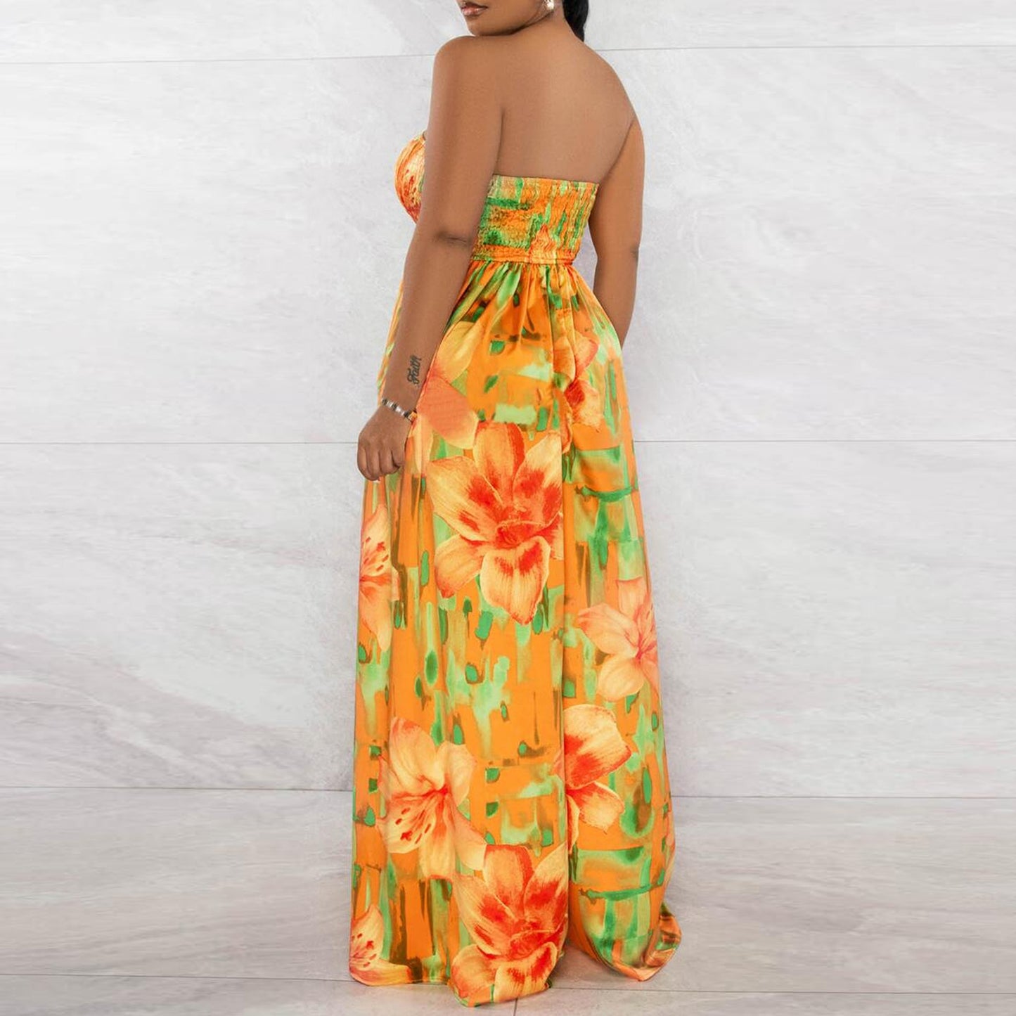 Well Tailored Garment with a Graceful Silhouette