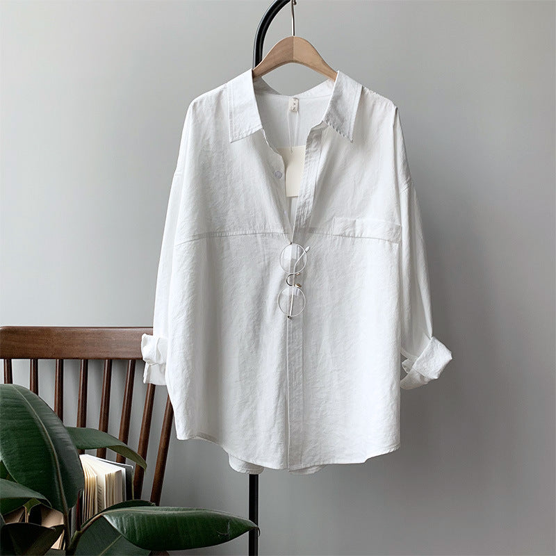 Classic Vintage Shirt with a Flattering Fit