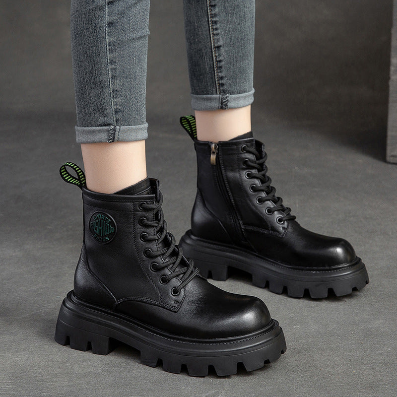 Polished Boots with an Effortless Classic Look