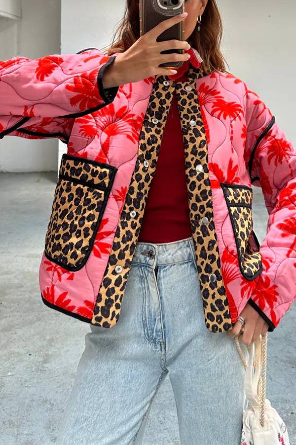 Gracefully Styled Jacket for Any Occasion