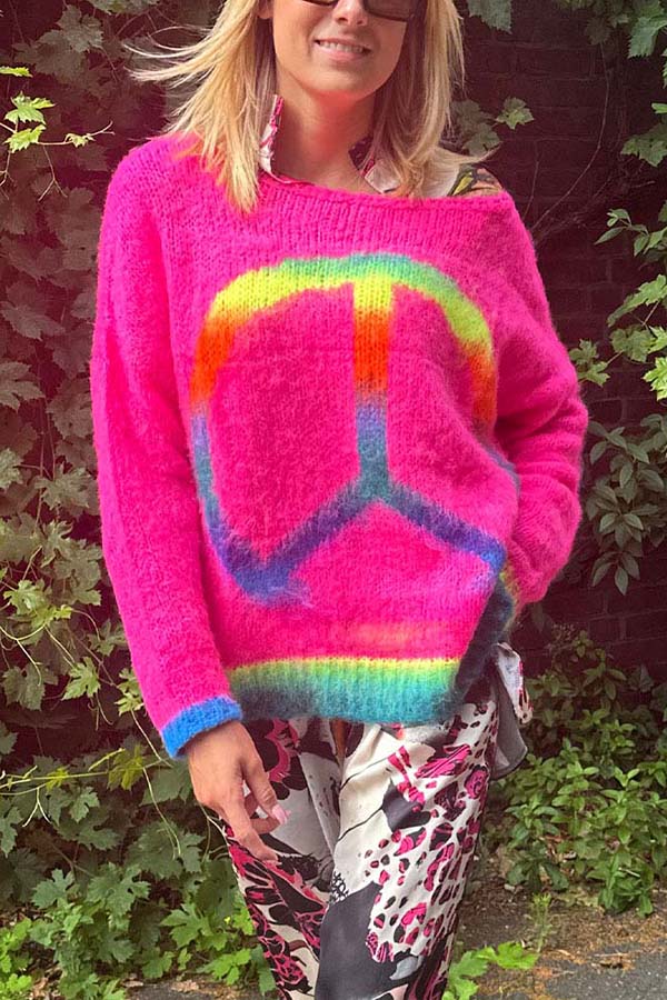 Beautifully Finished Sweater in a Timeless Design