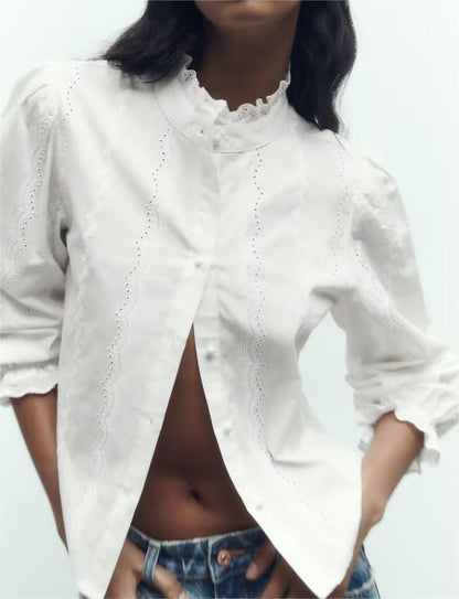 Beautifully Finished Shirt in a Timeless Design