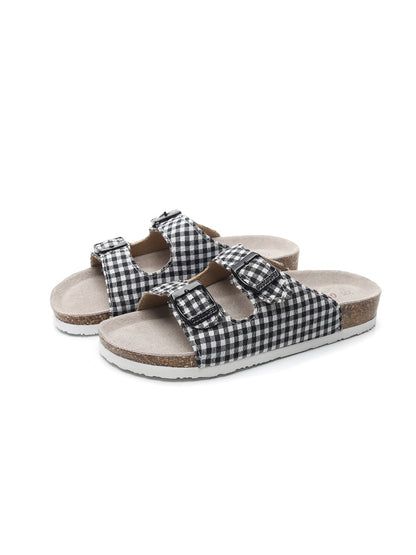 A Vintage Style Sandals with Delicate Timeless Details