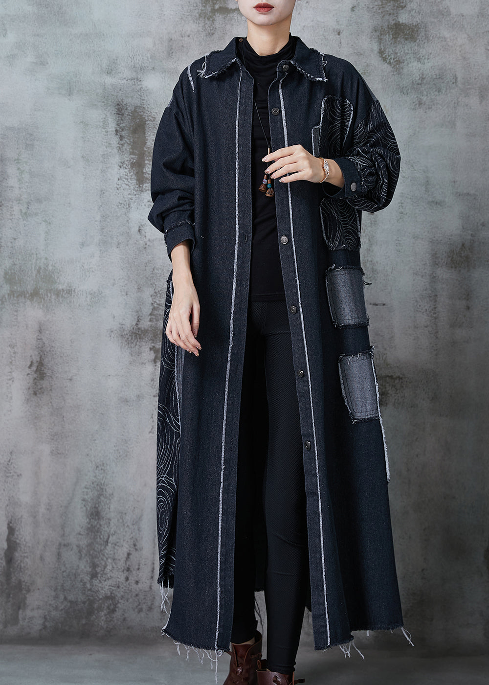 Gracefully Styled Coat for Any Occasion