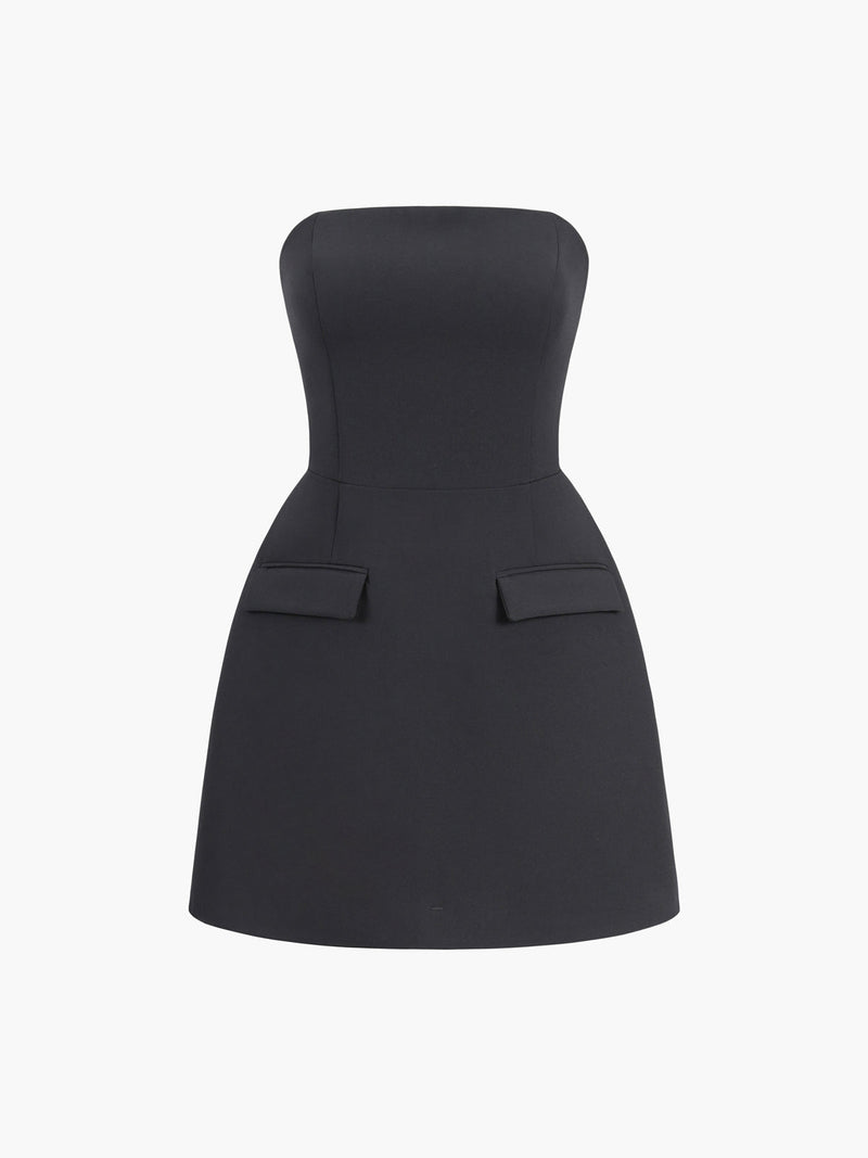 Beautifully Finished Dress in a Timeless Design