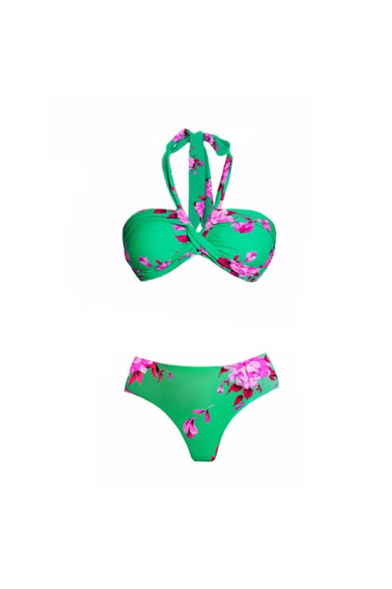 Beautifully Finished Bikini in a Timeless Design