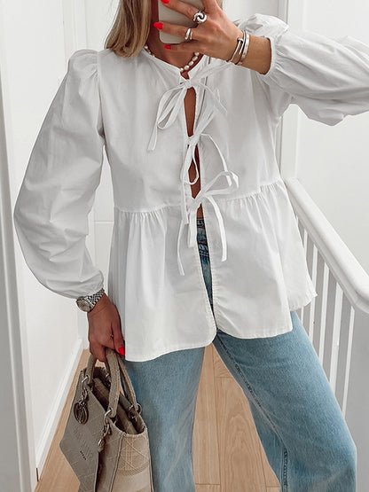 Sophisticated Blouse with a Clean Classic Look