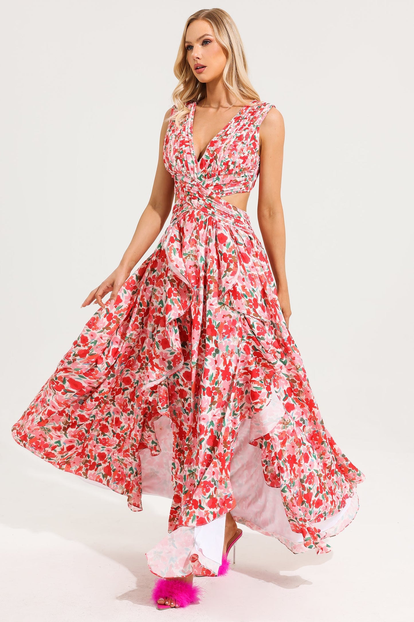 Beautifully Crafted Dress in a Classic Style