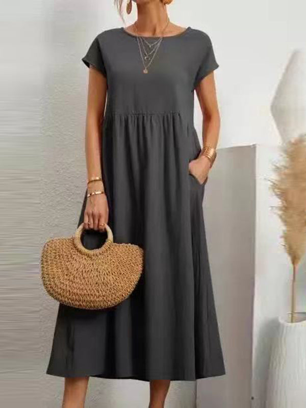 Beautifully Finished Dress in a Timeless Design