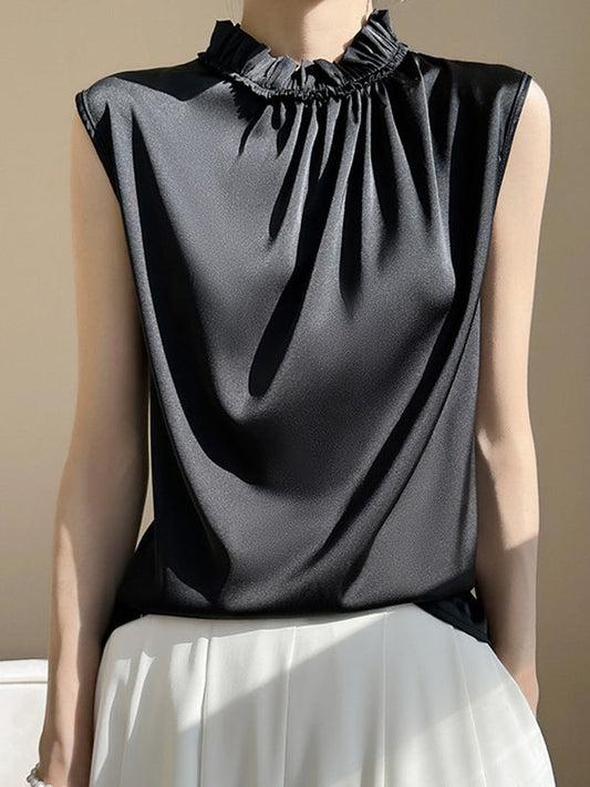 A Vintage Style Top with Delicate Timeless Details