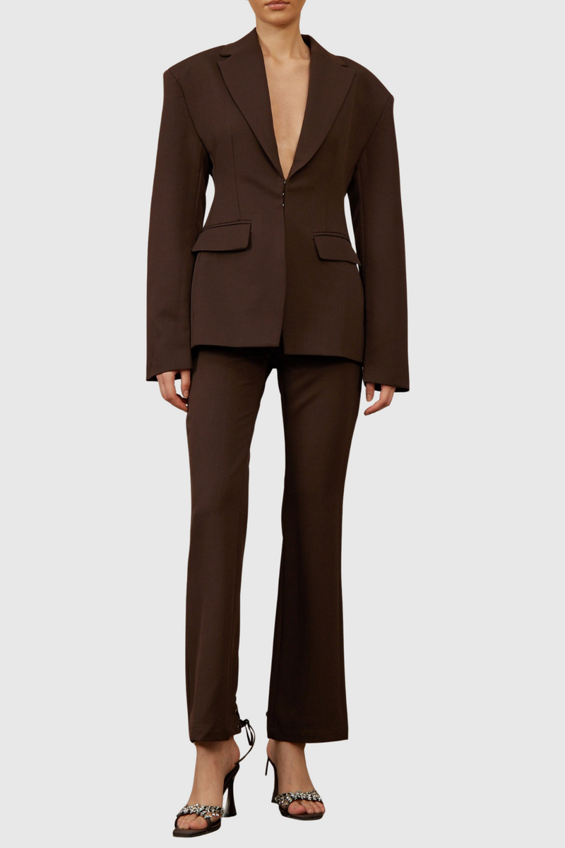 Beautifully Finished Trousers in a Timeless Design