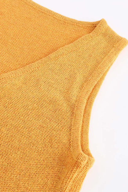 Effortlessly Elegant Top with a Timeless Design