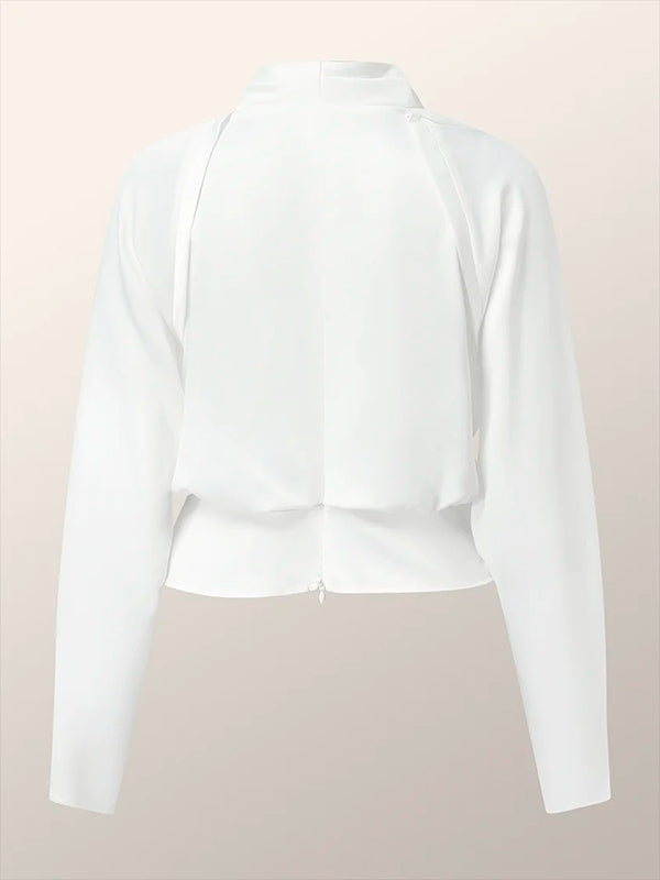 Effortlessly Elegant Blouse with a Timeless Design
