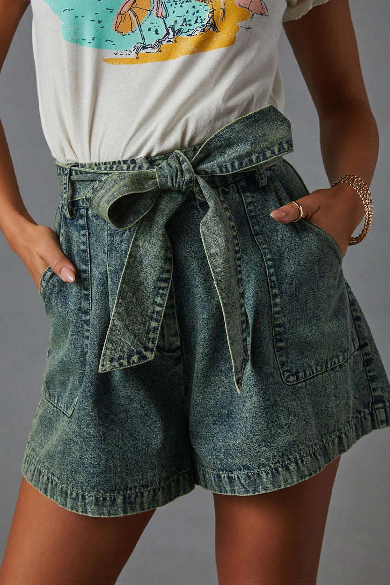 Gracefully Styled Garment for Any Occasion