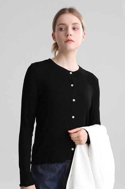 Gracefully Styled Cardigan for Any Occasion