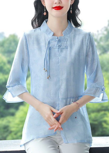 Beautifully Finished Shirt in a Timeless Design