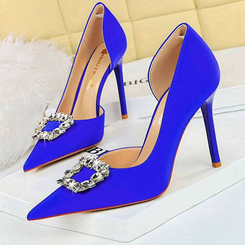 Sophisticated Heels with a Clean Classic Look